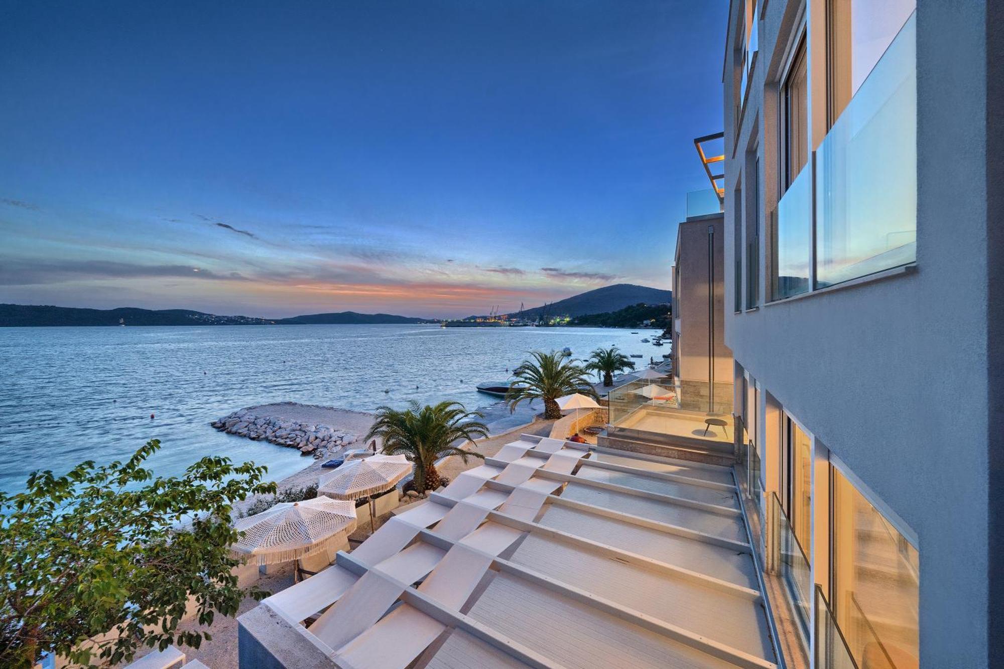 Livingstone Beach House Trogir Exterior foto