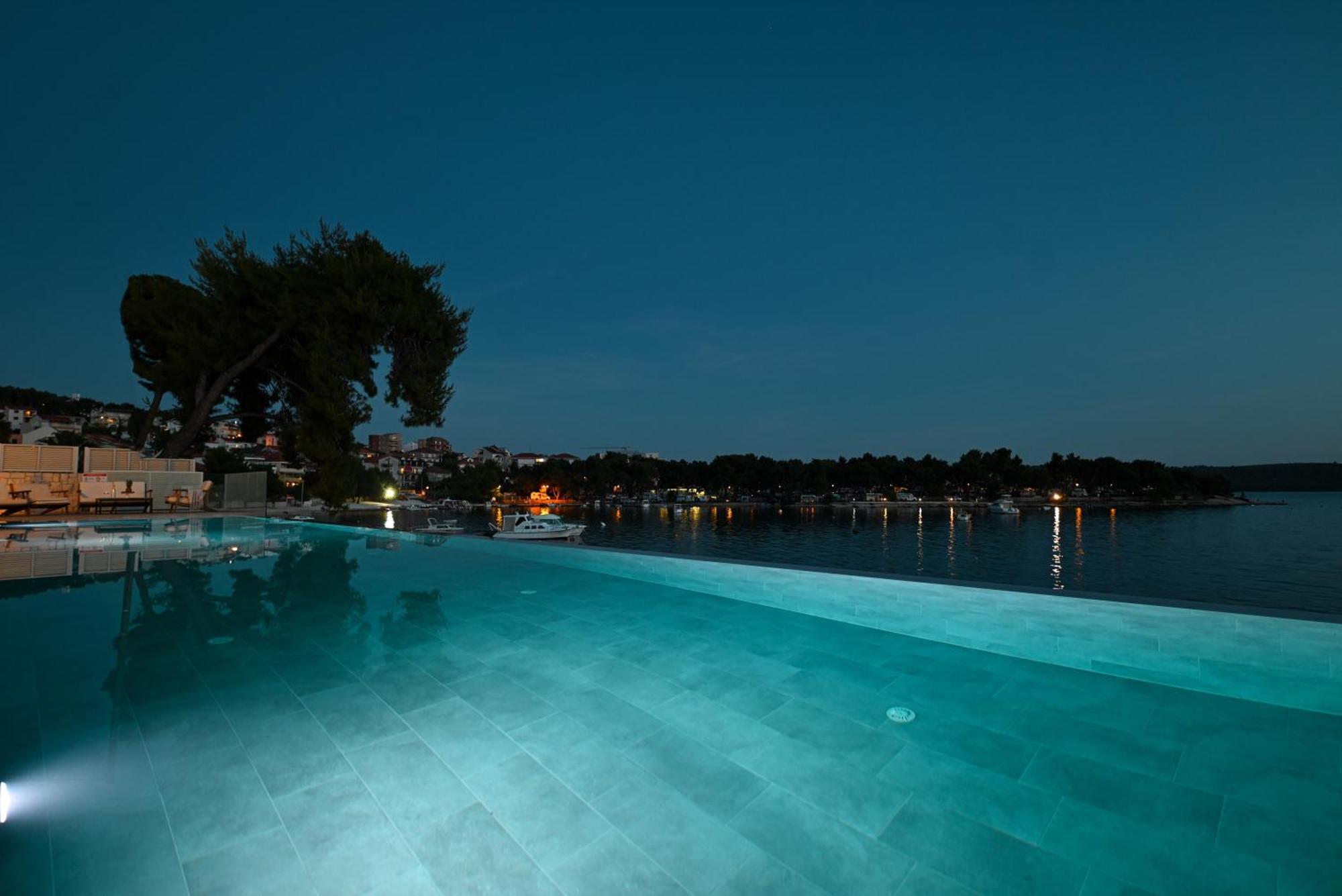 Livingstone Beach House Villa Trogir Exterior foto