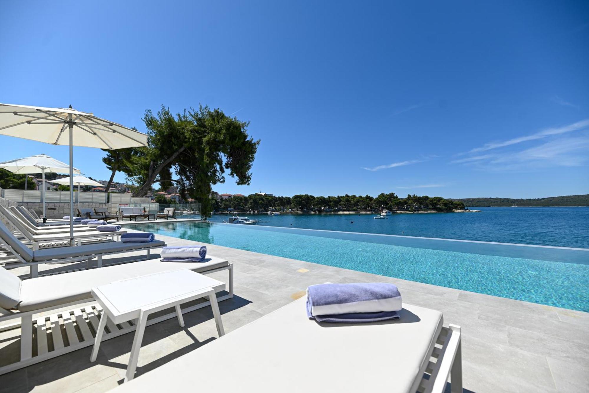 Livingstone Beach House Villa Trogir Exterior foto