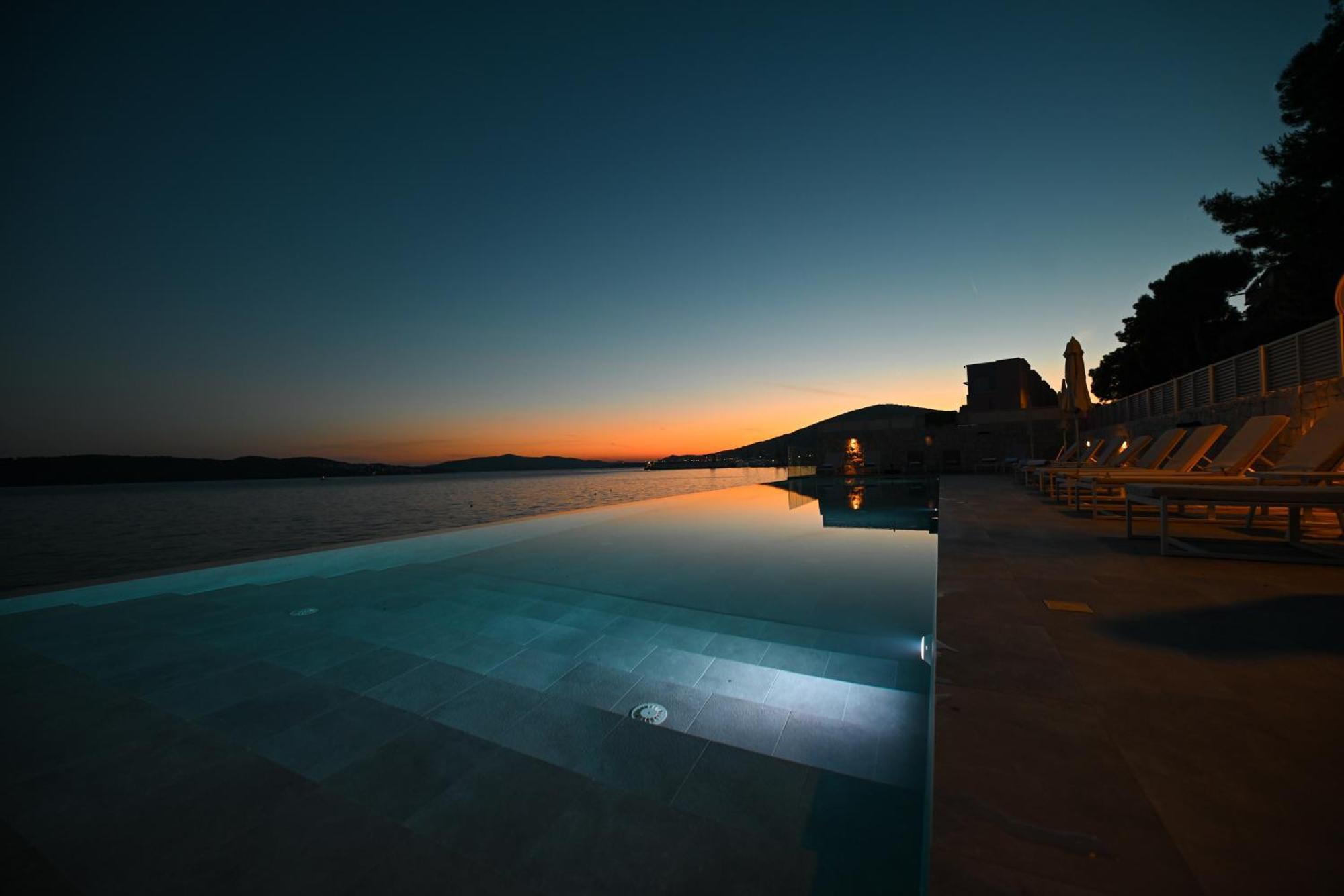 Livingstone Beach House Villa Trogir Exterior foto